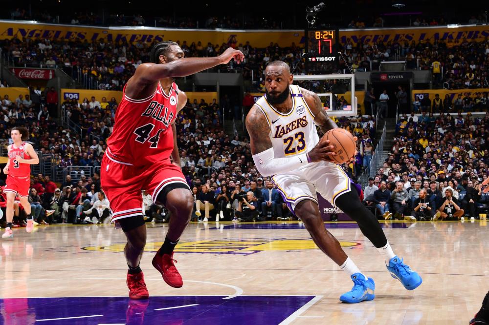 湖记：今日绝对是詹姆斯复出后最佳表现，他在进攻端状态拉满