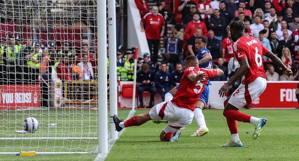 德塞利心目中的最佳11人，真是BIG胆，竟然无“公认”足坛第一人